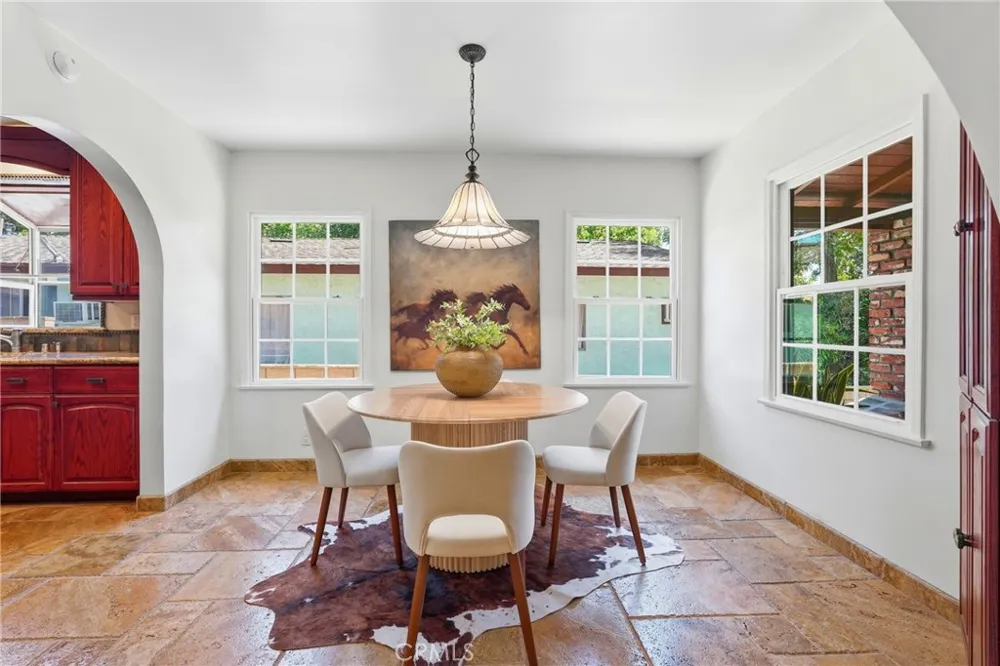 1044 Pass Ave Burbank, CA 91505