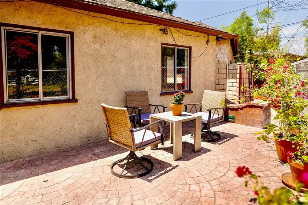 1044 Pass Ave Burbank, CA 91505