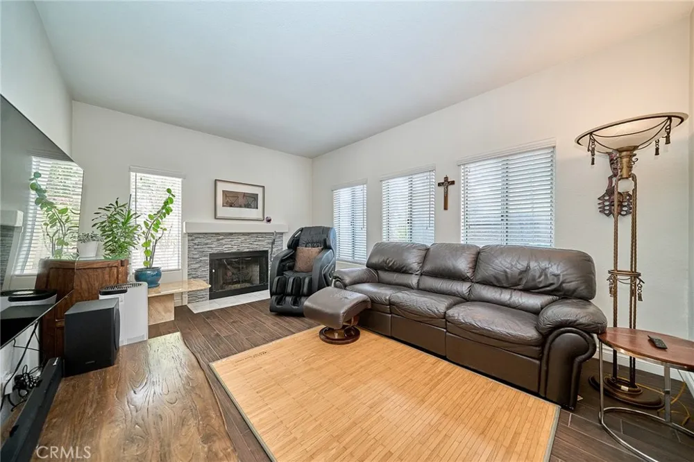 1048 Explanada Street #101 Corona, CA 92879