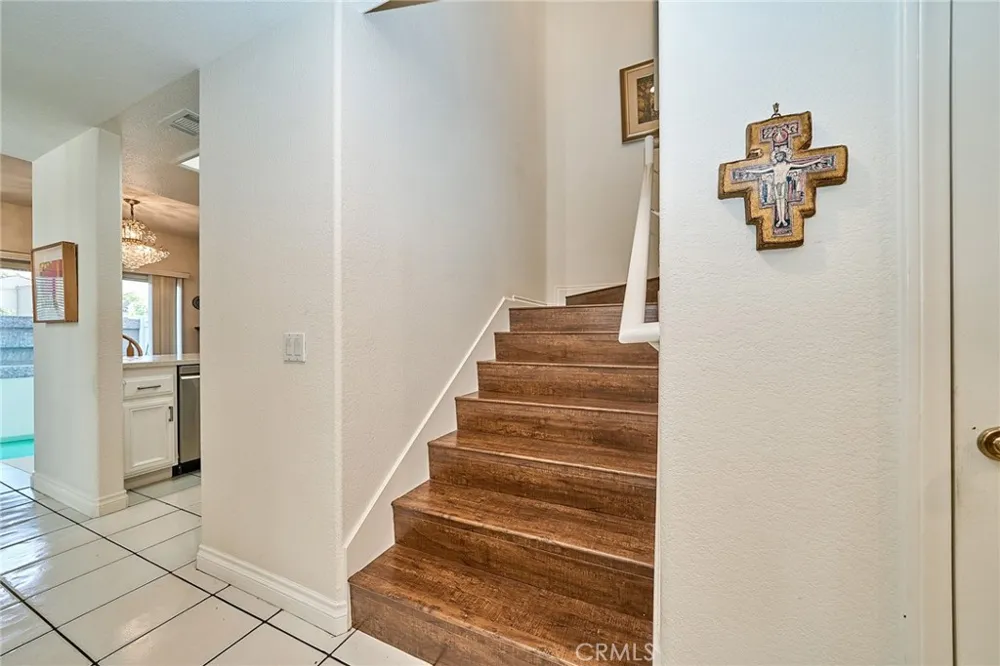 1048 Explanada Street #101 Corona, CA 92879