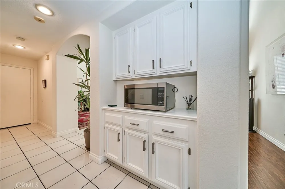 1048 Explanada Street #101 Corona, CA 92879