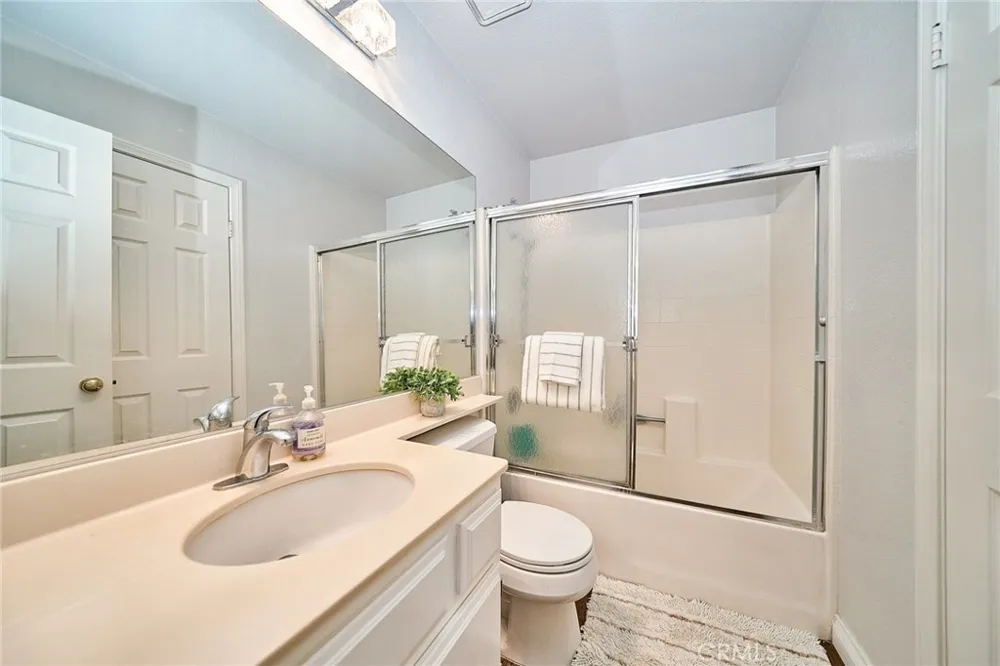 1048 Explanada Street #101 Corona, CA 92879