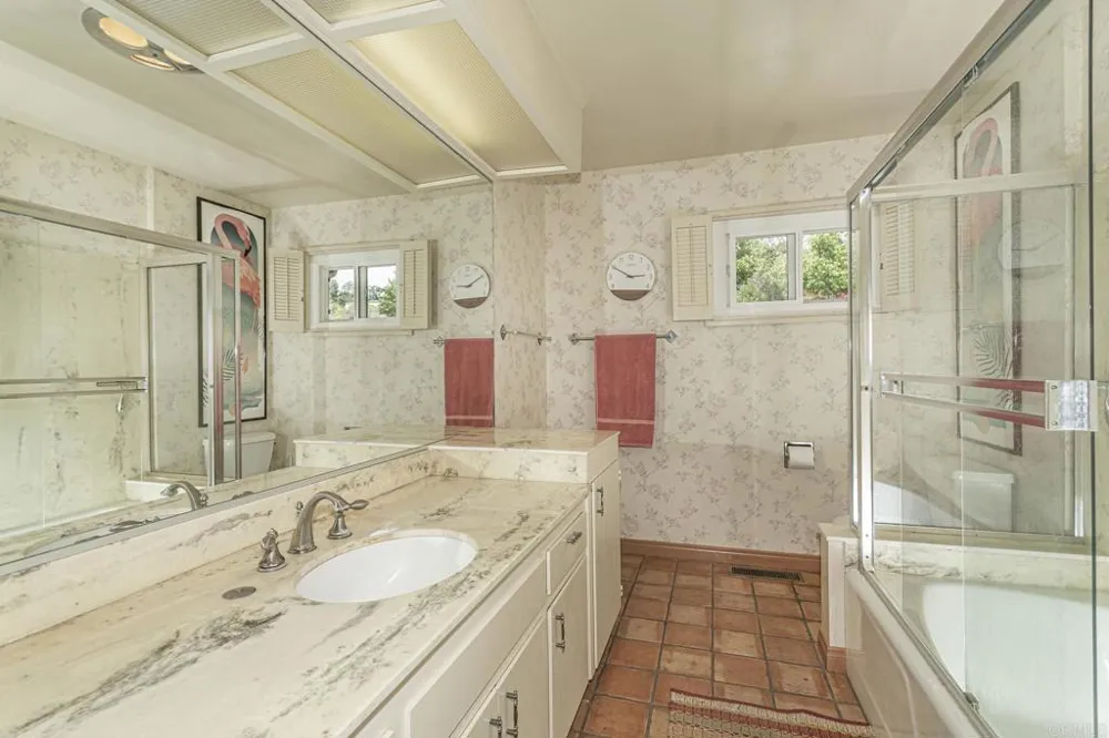 6678 Las Colinas Rancho Santa Fe, CA 92067