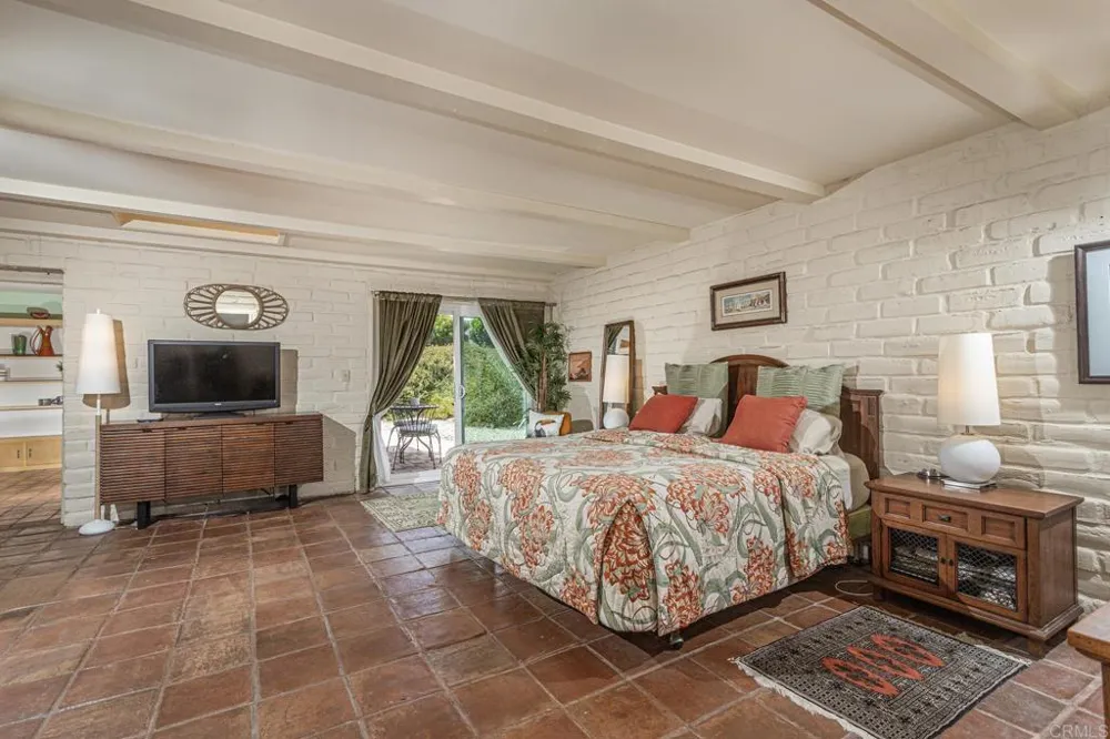 6678 Las Colinas Rancho Santa Fe, CA 92067
