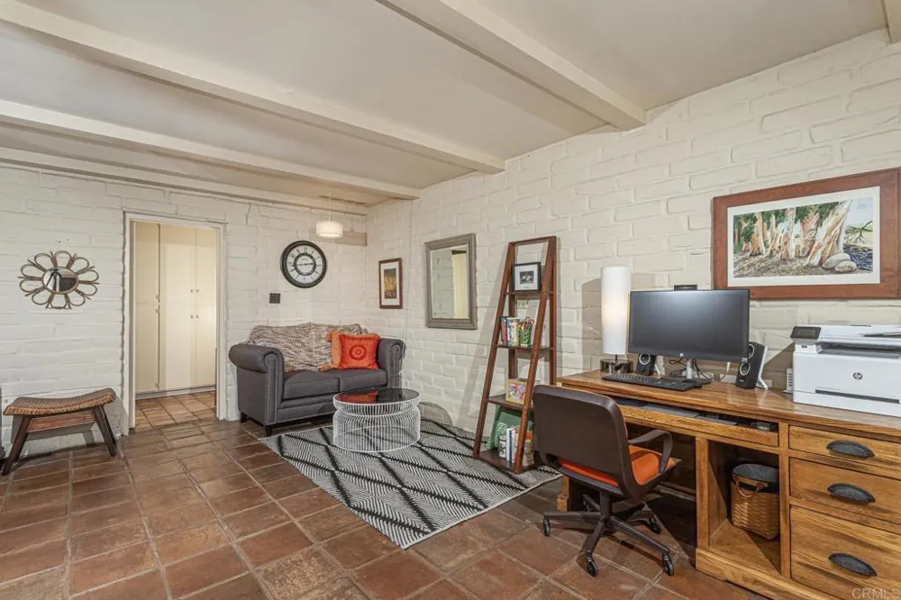 6678 Las Colinas Rancho Santa Fe, CA 92067