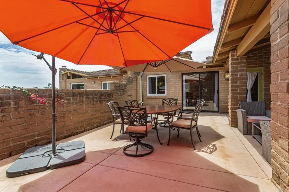 6678 Las Colinas Rancho Santa Fe, CA 92067
