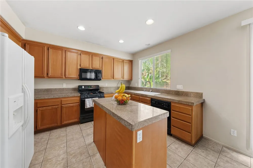 31317 Corderro Ln Menifee, CA 92584