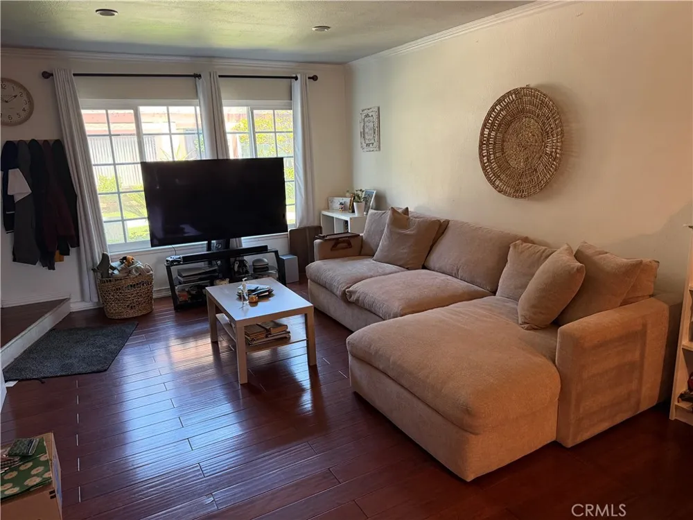8544 Century Boulevard Paramount, CA 90723