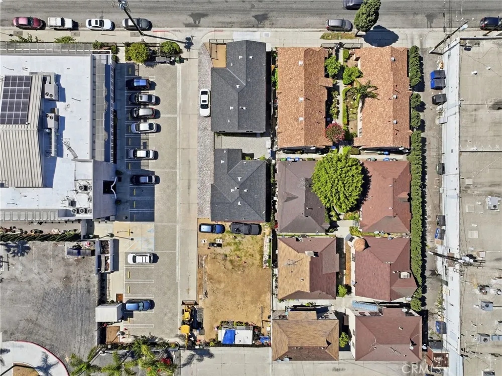 127 E Street Wilmington, CA 90744
