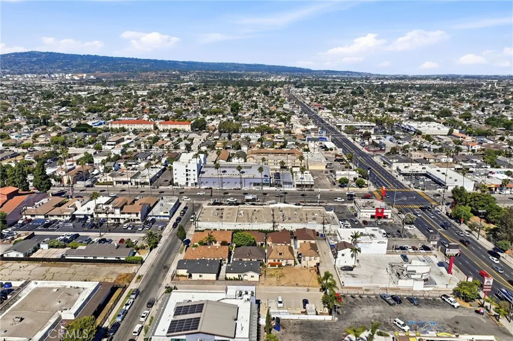 127 E Street Wilmington, CA 90744