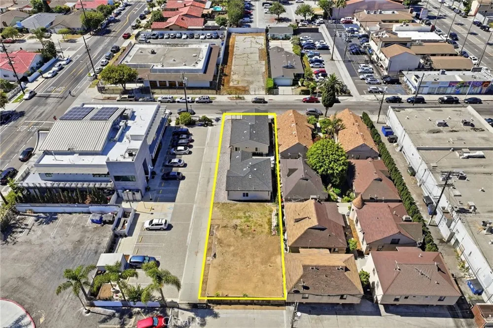 127 E Street Wilmington, CA 90744