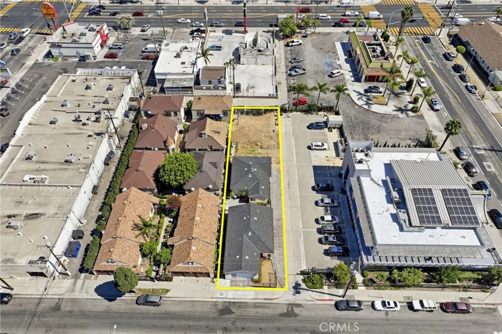 127 E Street Wilmington, CA 90744