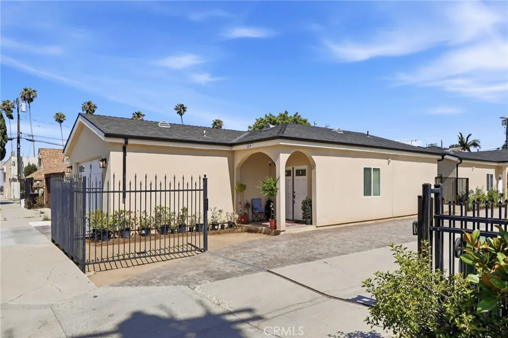 127 E Street Wilmington, CA 90744