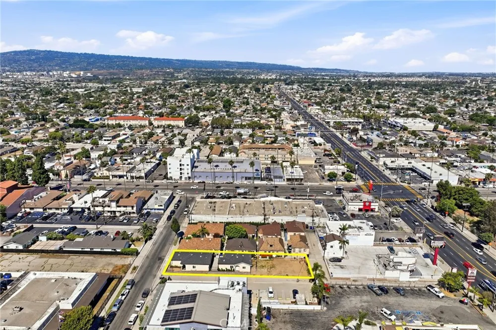 127 E Street Wilmington, CA 90744
