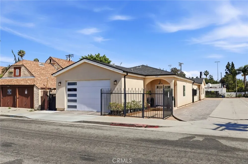 127 E Street Wilmington, CA 90744