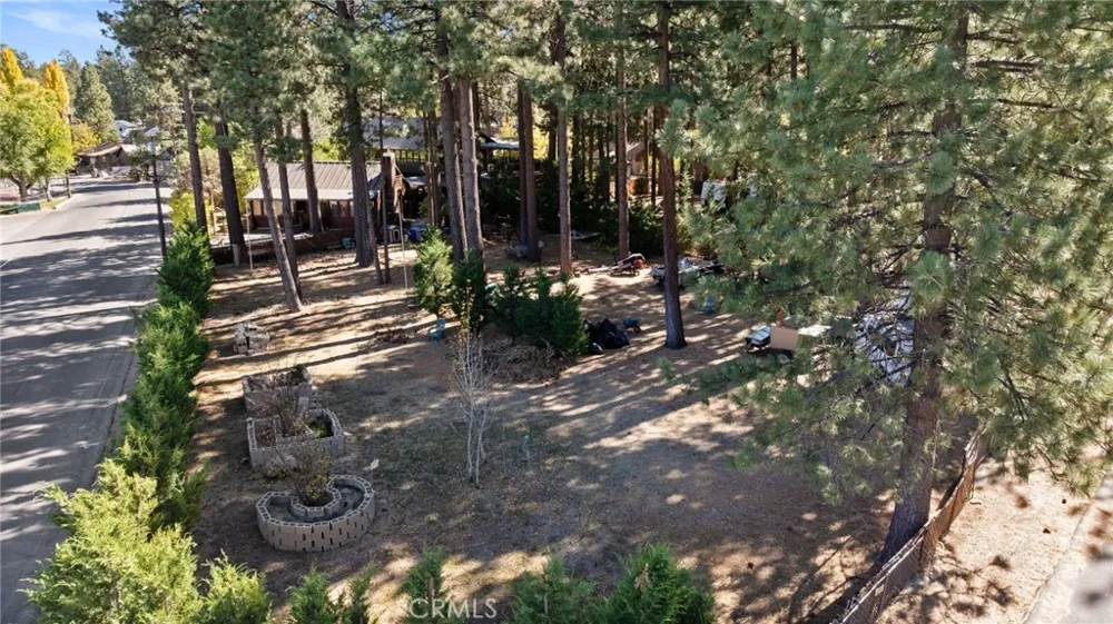 341 Jeffries Big Bear Lake, CA 92315