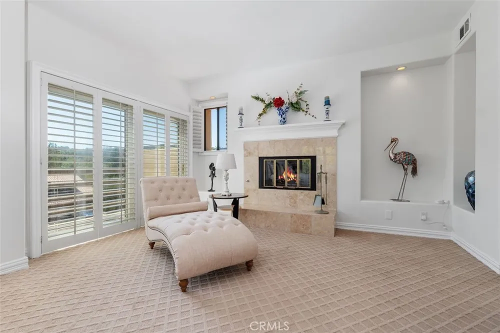 4433 Tedregal Court Calabasas, CA 91302