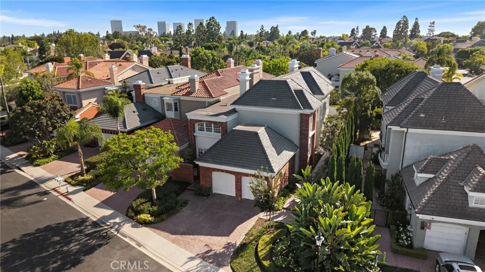 50 Belcourt Newport Beach, CA 92660