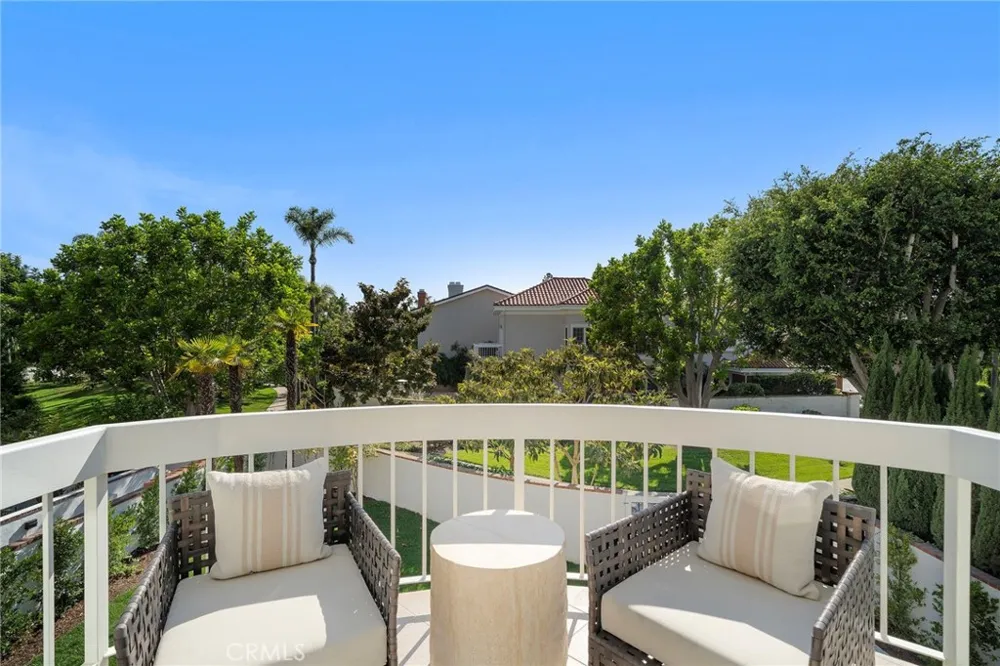 50 Belcourt Newport Beach, CA 92660