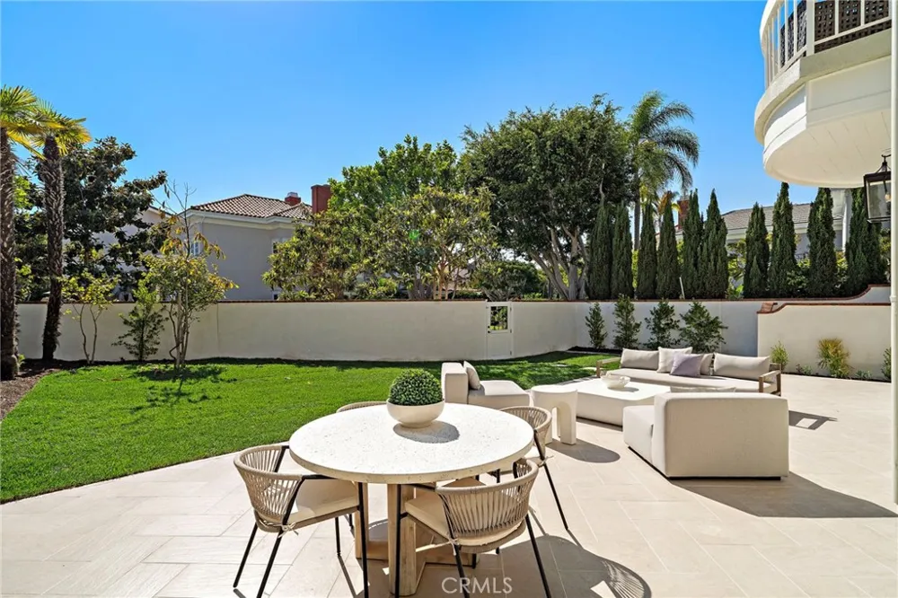 50 Belcourt Newport Beach, CA 92660