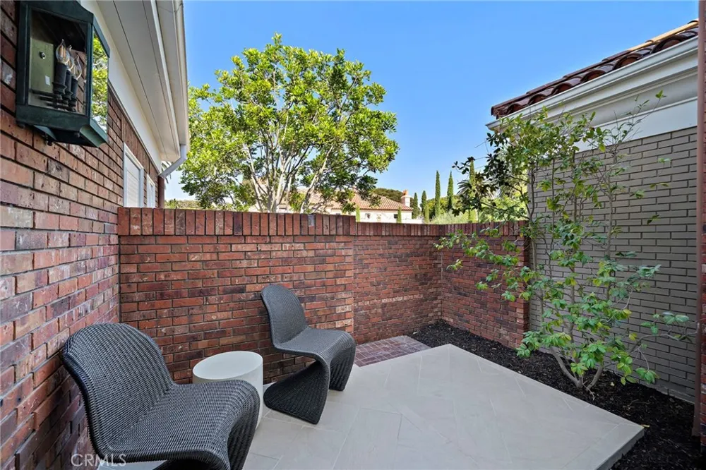 50 Belcourt Newport Beach, CA 92660