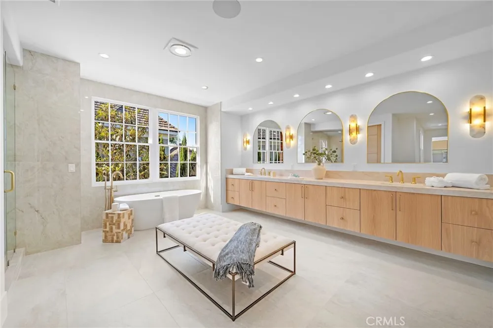 50 Belcourt Newport Beach, CA 92660