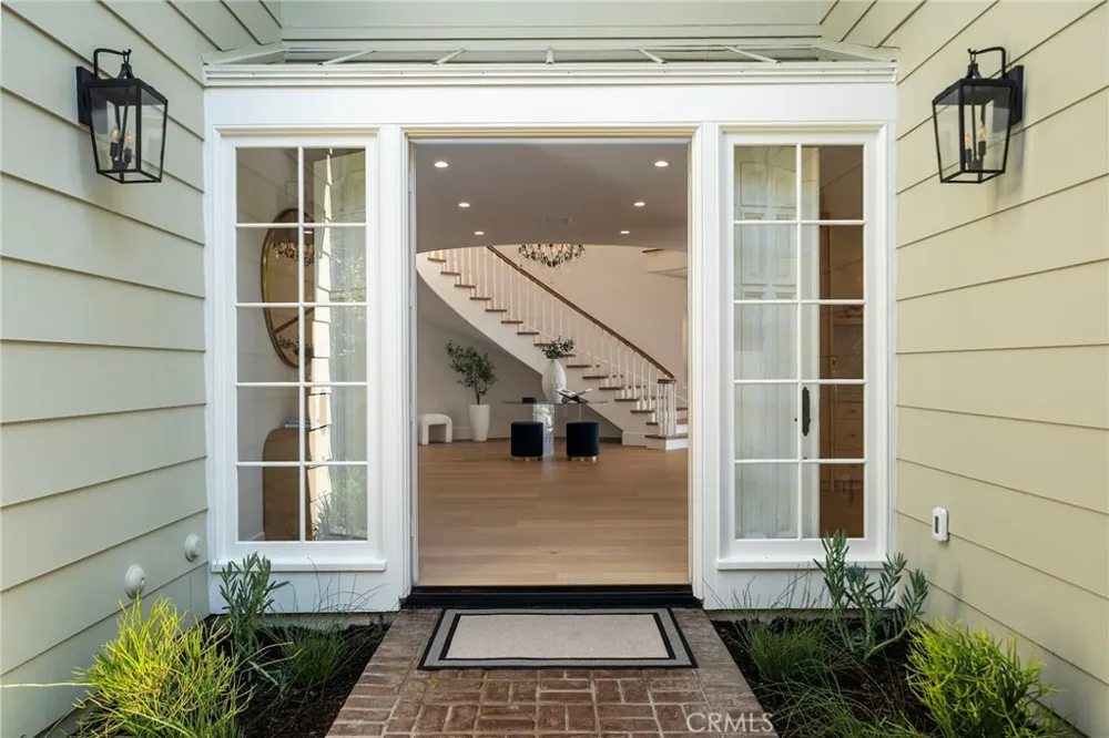 50 Belcourt Newport Beach, CA 92660