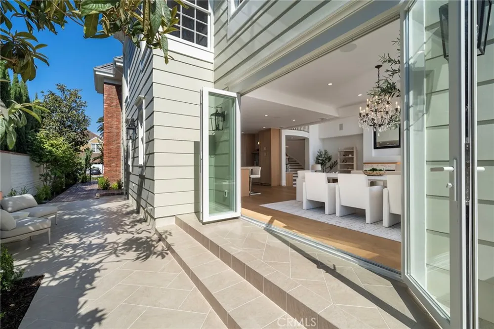 50 Belcourt Newport Beach, CA 92660