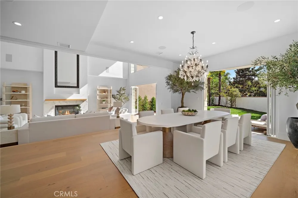 50 Belcourt Newport Beach, CA 92660