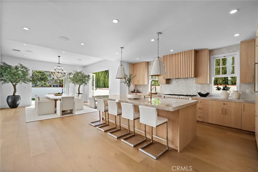 50 Belcourt Newport Beach, CA 92660