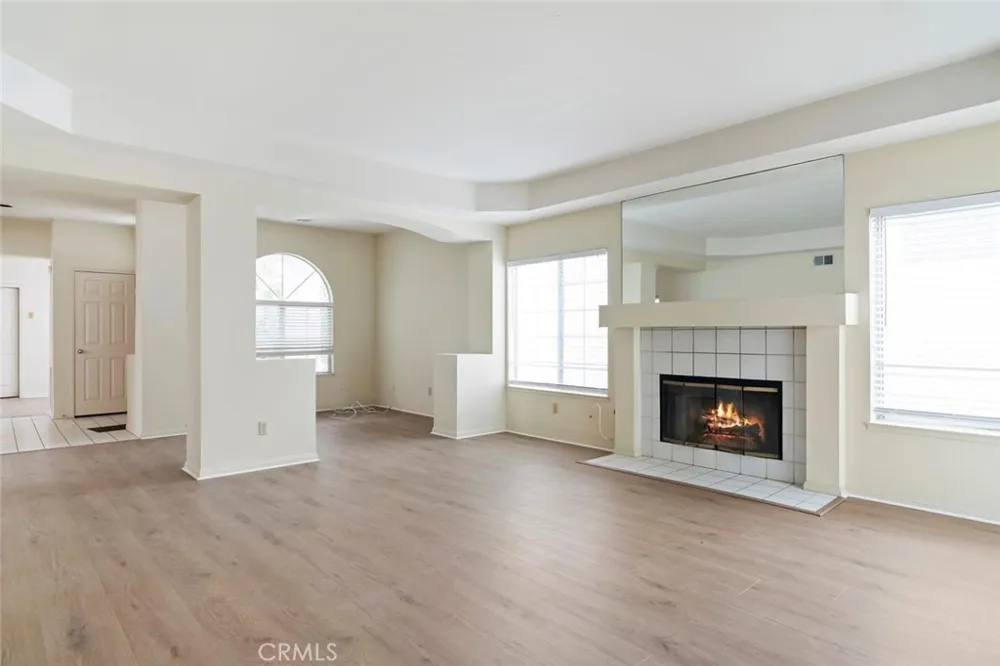 2117 Bermuda Dunes Oxnard, CA 93036