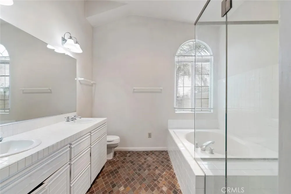 2117 Bermuda Dunes Oxnard, CA 93036