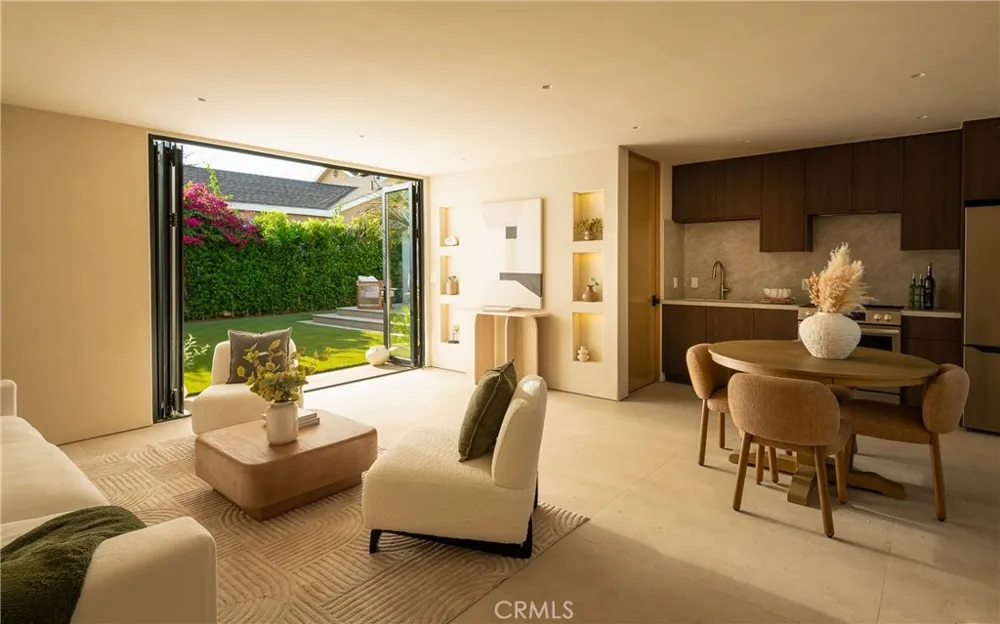 14800 Mccormick Sherman Oaks, CA 91411