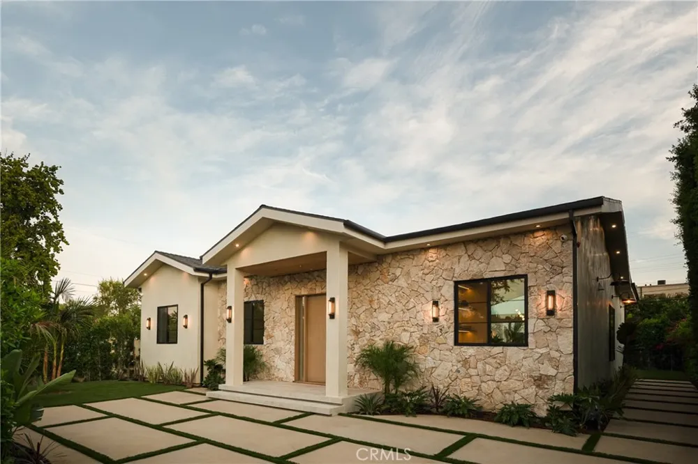 14800 Mccormick Sherman Oaks, CA 91411