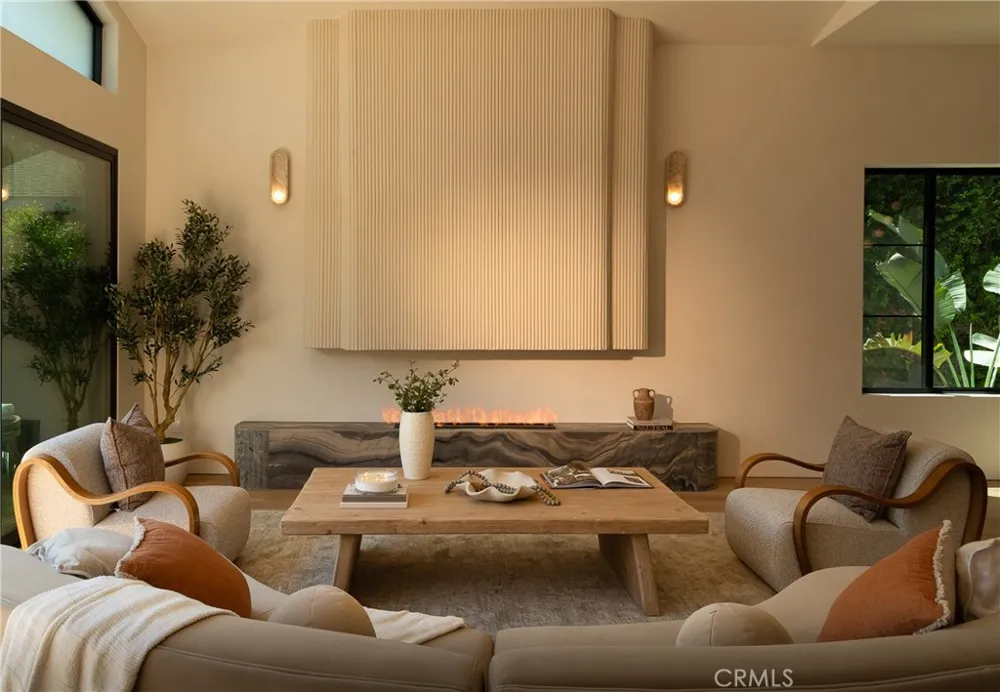 14800 Mccormick Sherman Oaks, CA 91411