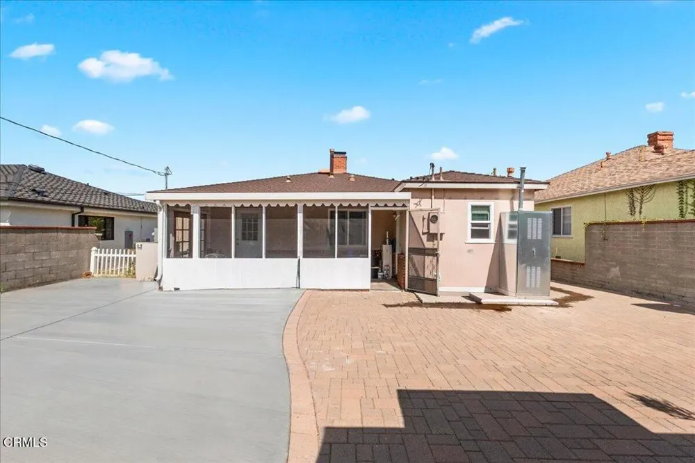 416 Dartmouth Road Burbank, CA 91504