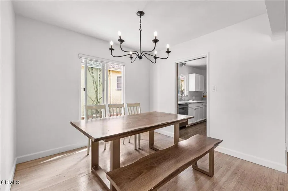 416 Dartmouth Road Burbank, CA 91504