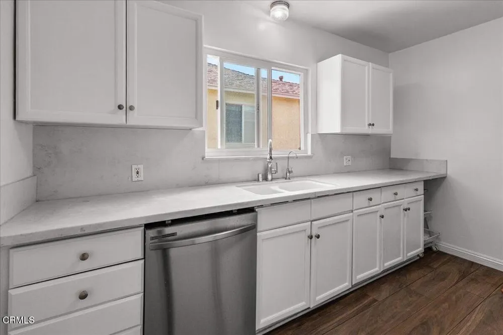 416 Dartmouth Road Burbank, CA 91504