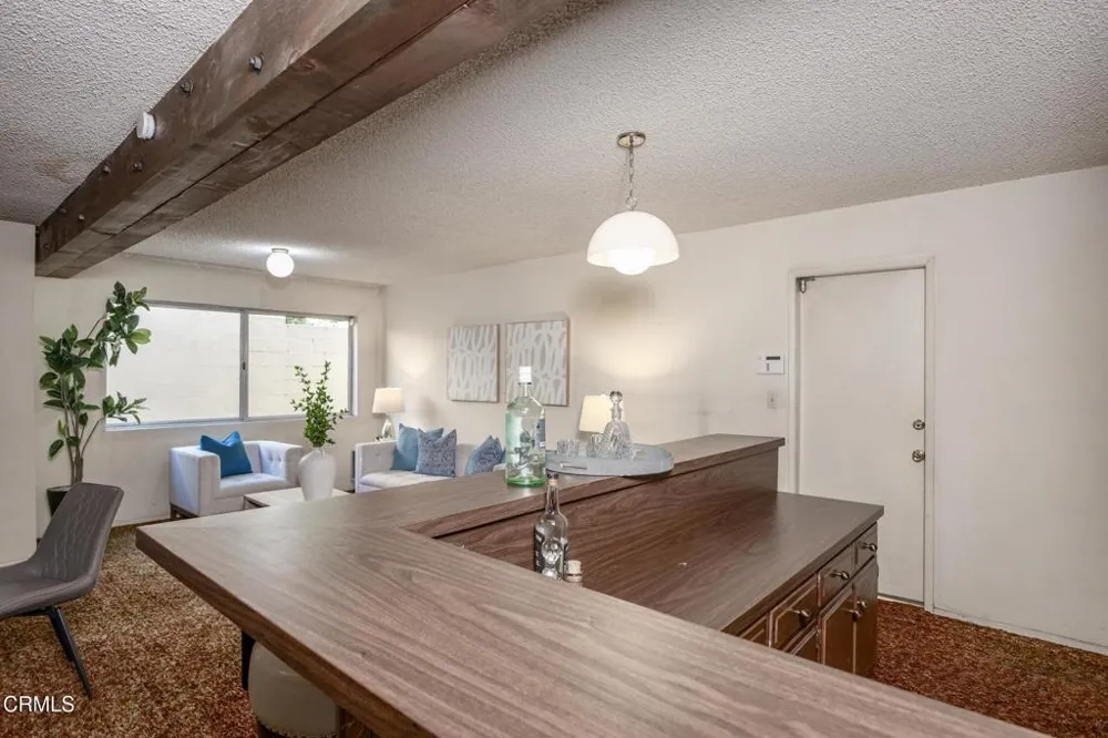 579 Laguna Road Pasadena, CA 91105