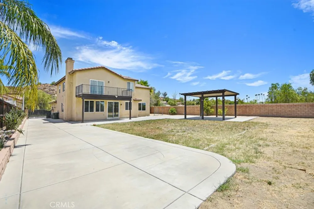 709 E Agape Avenue San Jacinto, CA 92583