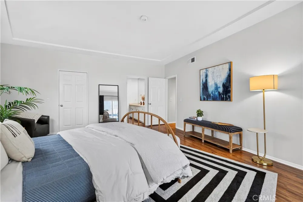 4301 Fulton Ave #105 Sherman Oaks, CA 91423