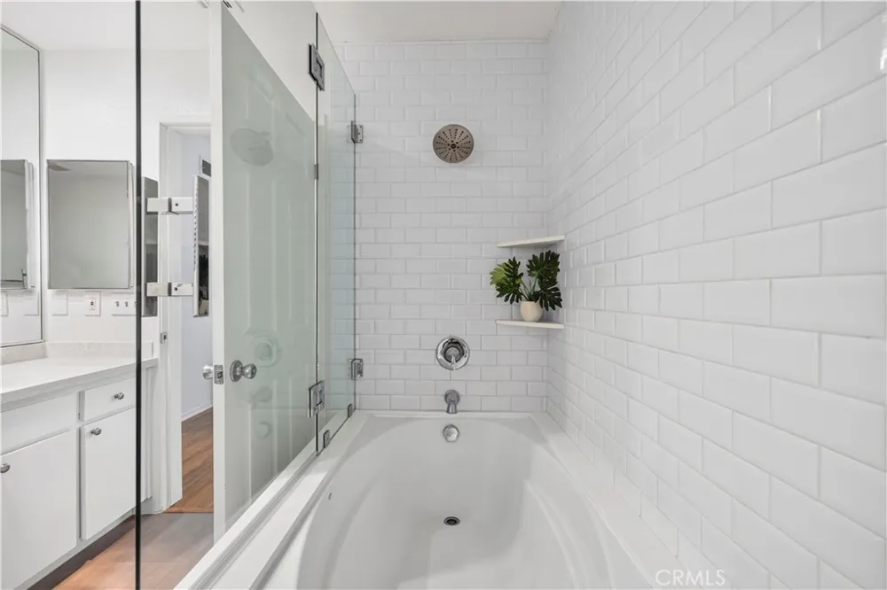 4301 Fulton Ave #105 Sherman Oaks, CA 91423