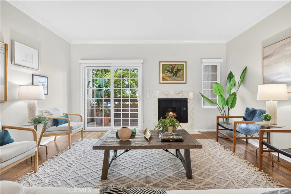 4301 Fulton Ave #105 Sherman Oaks, CA 91423