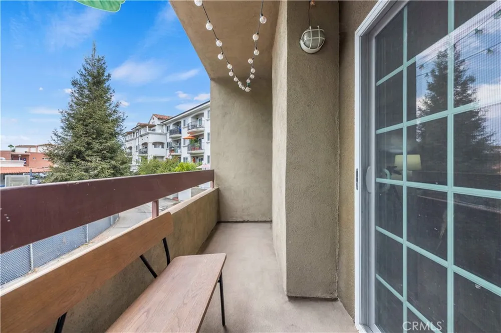 4301 Fulton Ave #105 Sherman Oaks, CA 91423