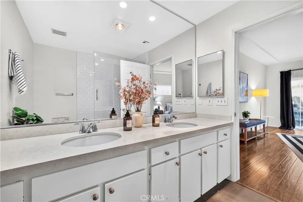 4301 Fulton Ave #105 Sherman Oaks, CA 91423