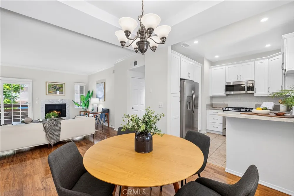 4301 Fulton Ave #105 Sherman Oaks, CA 91423