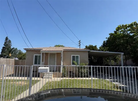 11405 Walnut