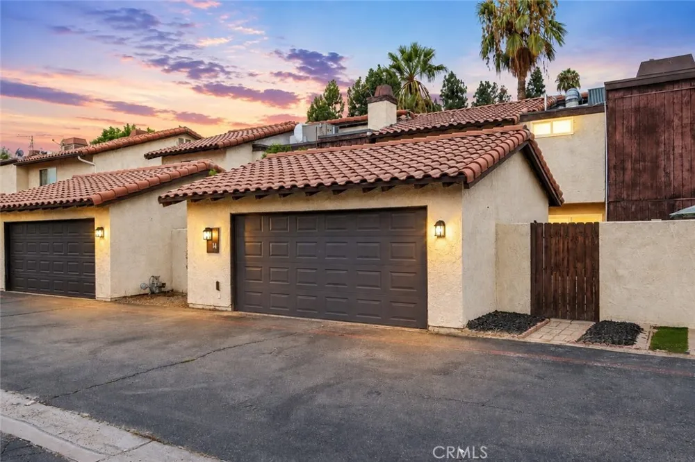 1097 Santo Antonio #14 Colton, CA 92324