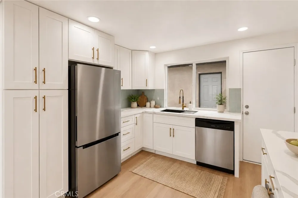 1097 Santo Antonio #14 Colton, CA 92324
