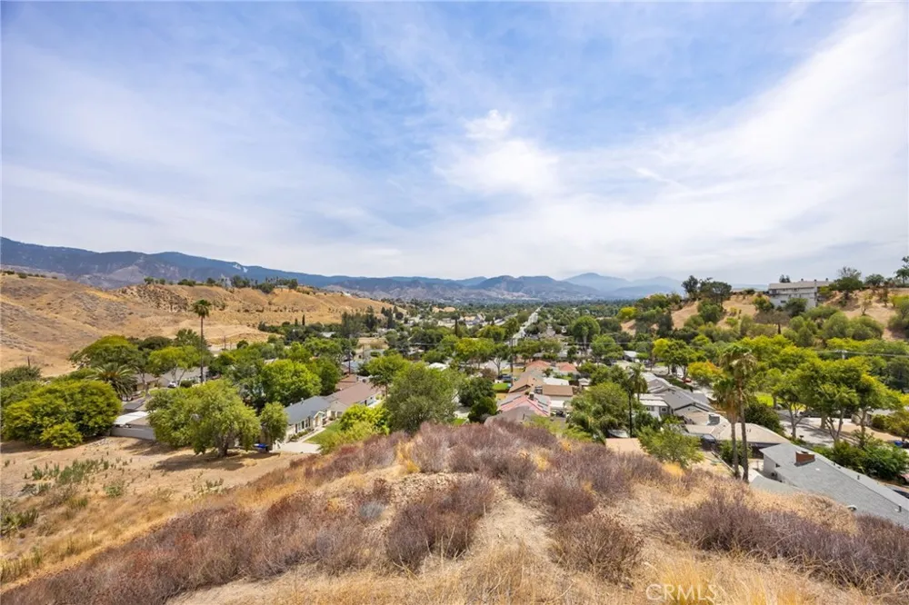 3500 N Crescent Avenue San Bernardino, CA 92405